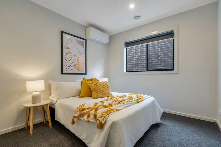 Seventh view of Homely house listing, 5 Northampton Way, Donnybrook VIC 3064