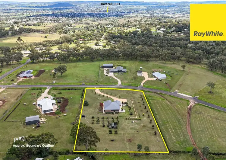 38 Sylvan Drive, Inverell NSW 2360