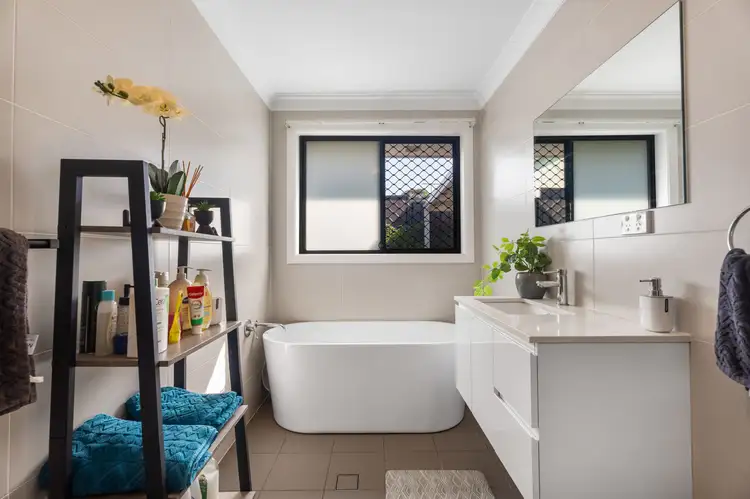Sixth view of Homely house listing, 2/175 Victoria Street, Cambridge Park NSW 2747