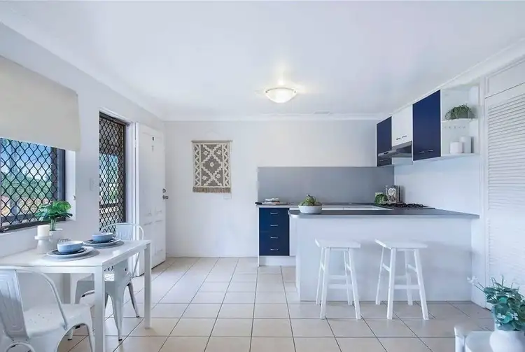Fourth view of Homely unit listing, 8/15 Waverley Street, Annerley QLD 4103