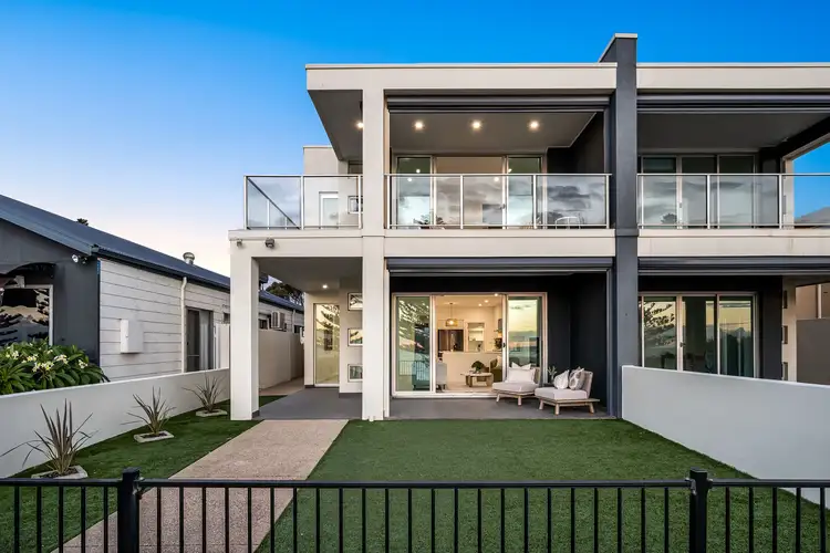 26 Esplanade, Christies Beach SA 5165