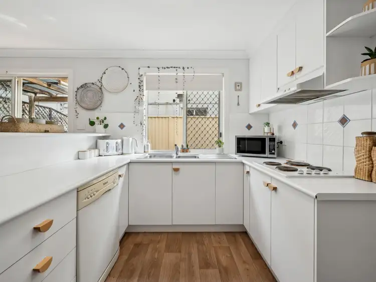 Fourth view of Homely townhouse listing, 2/23 Ocean Parade, Coffs Harbour NSW 2450