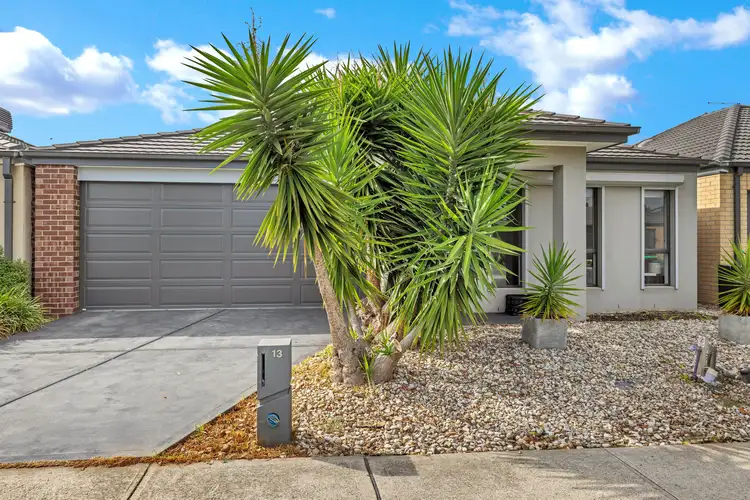 13 Brittle Gum Road, Cranbourne East VIC 3977