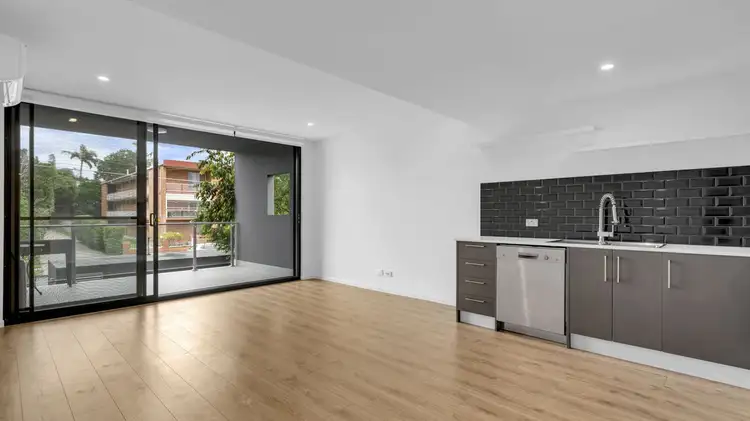 Second view of Homely unit listing, 2/20 Primrose Street, Sherwood QLD 4075