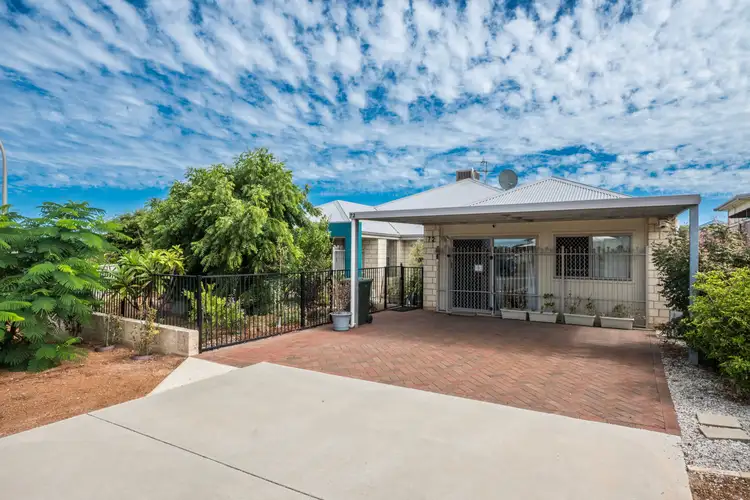 72 Premier Circle, Dongara WA 6525