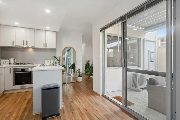 1/21 Third Avenue, Bassendean WA 6054