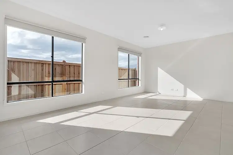 Fifth view of Homely house listing, 5 Roseneath Way, Mickleham VIC 3064