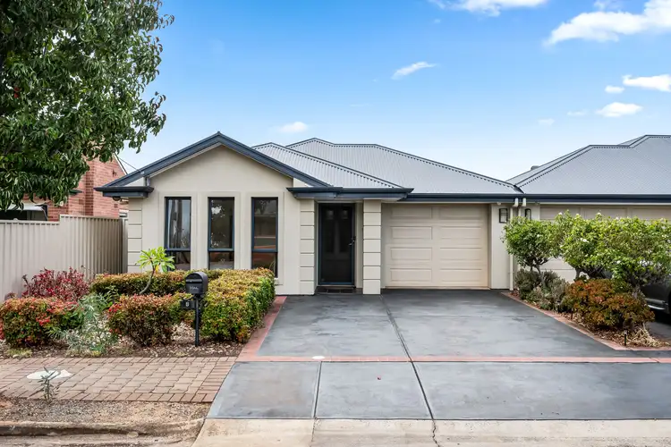 8 Market Street, Marion SA 5043