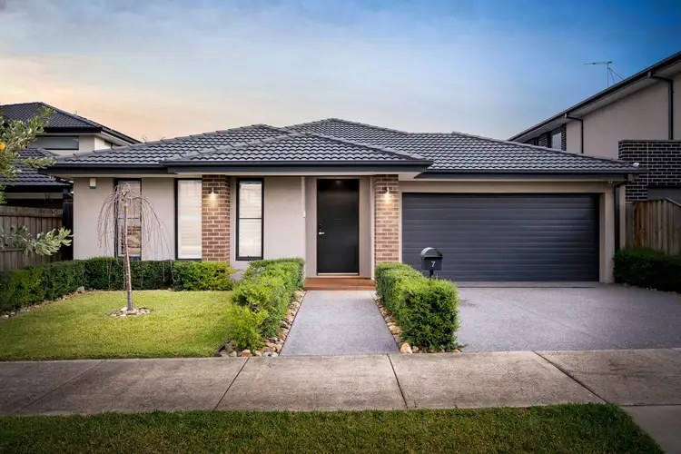 7 Myoora Crescent, Greenvale VIC 3059