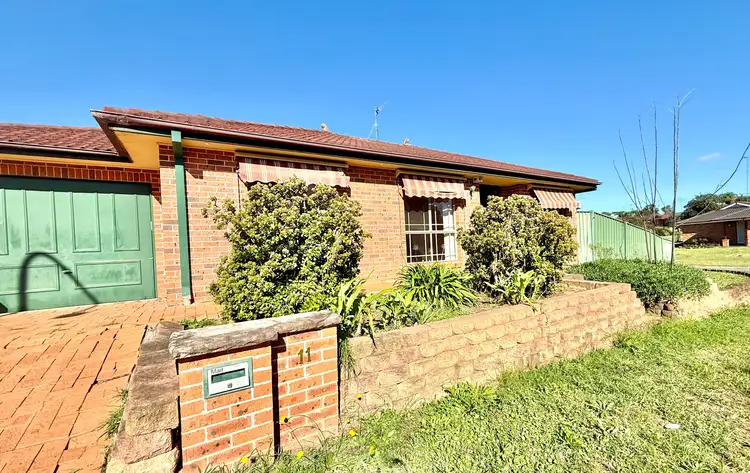 11 Bluewren Close, Glenmore Park NSW 2745