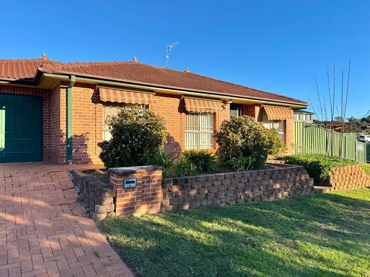 11 Bluewren Close, Glenmore Park NSW 2745