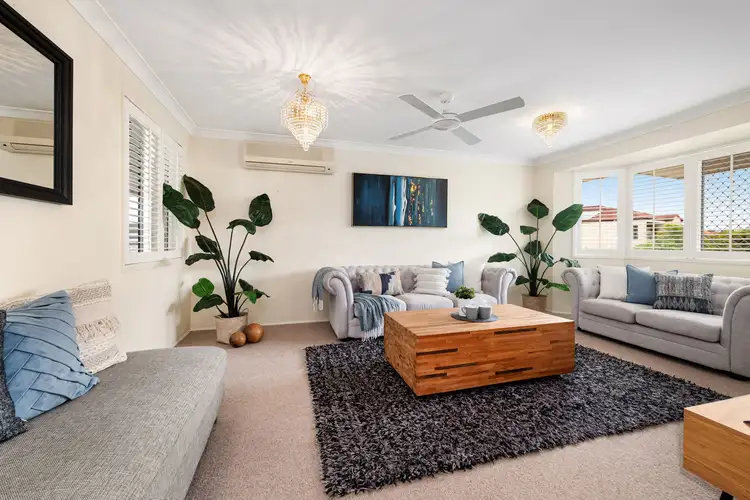 Second view of Homely house listing, 8 Mindona Street, Wishart QLD 4122