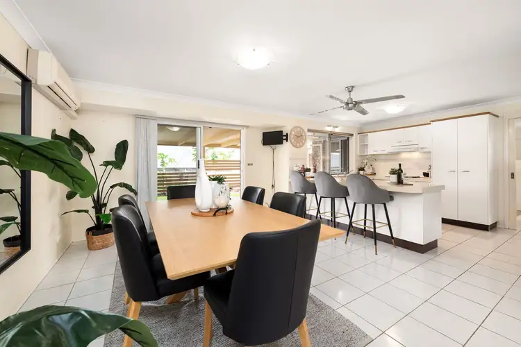 Fifth view of Homely house listing, 8 Mindona Street, Wishart QLD 4122