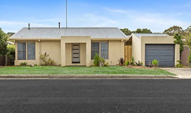 1209 Geelong Road, Mount Clear VIC 3350