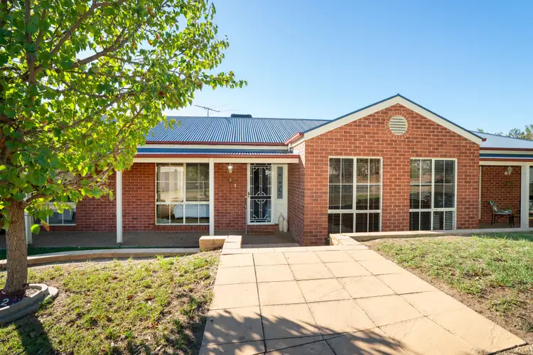 Fifth view of Homely house listing, 2 Devlin Court, Thurgoona NSW 2640