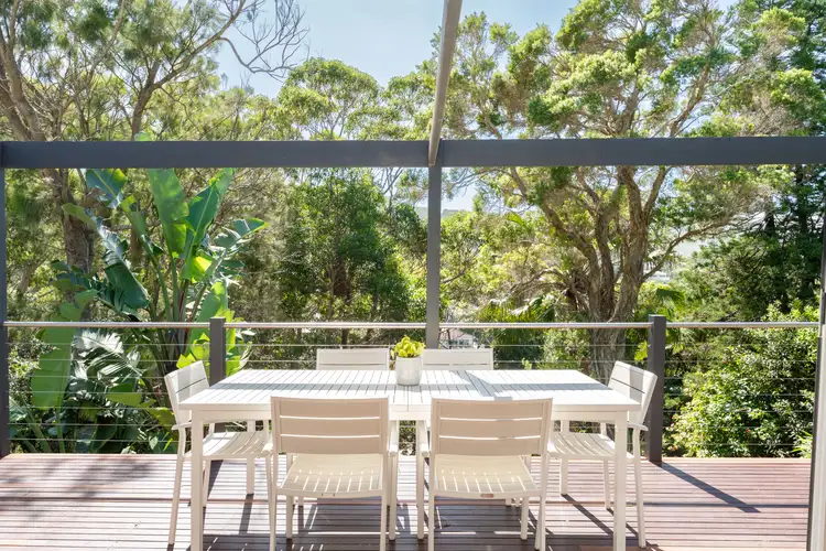 17 Murrawal Road, Stanwell Park NSW 2508