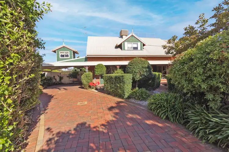 20 Wilkins Grove, Swan Hill VIC 3585