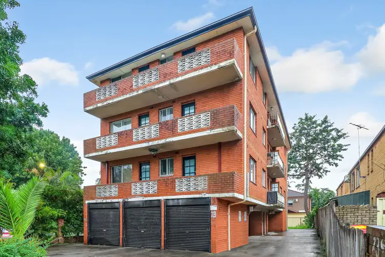 6/23 Carramar Avenue, Carramar NSW 2163