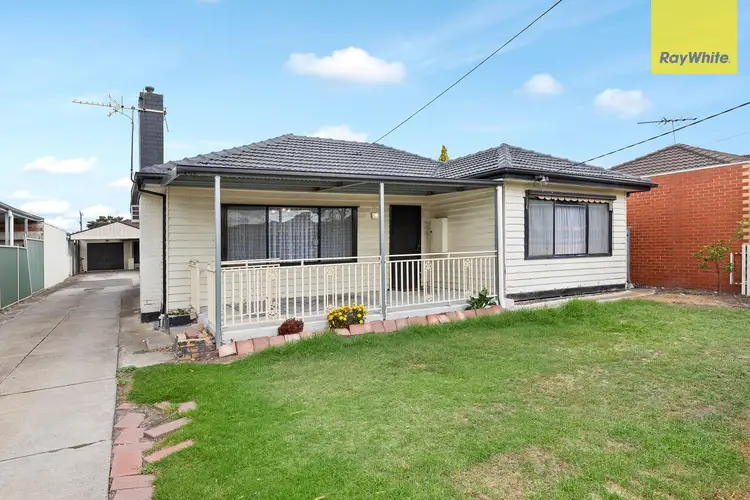 1/7 Conrad Street, St Albans VIC 3021