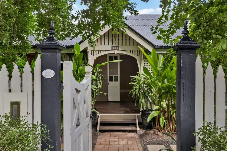 50 Coopers Camp Road, Bardon QLD 4065