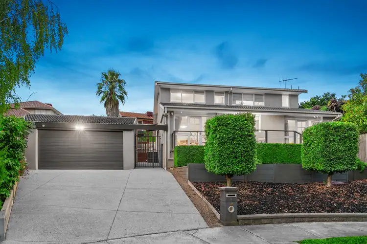 4 Friend Court, Mill Park VIC 3082