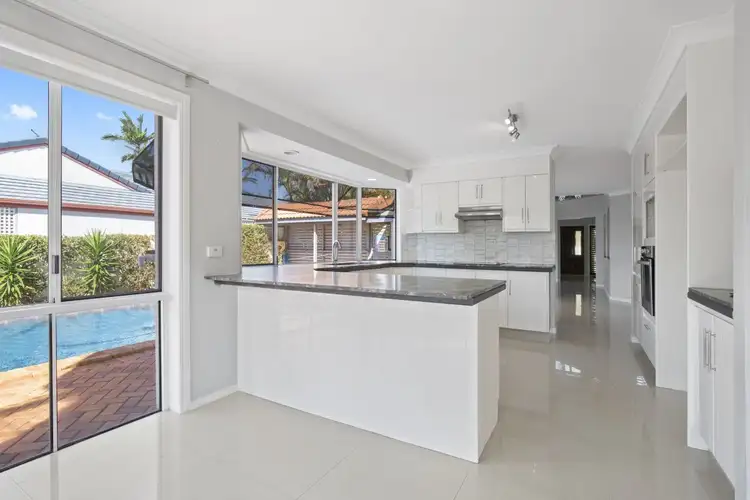 22 Montego Court, Mermaid Waters QLD 4218