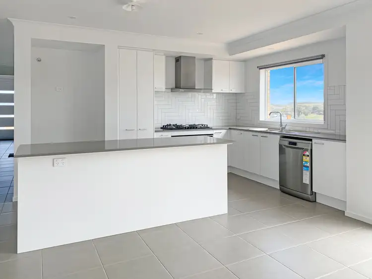 25 Sears Avenue, Warrnambool VIC 3280