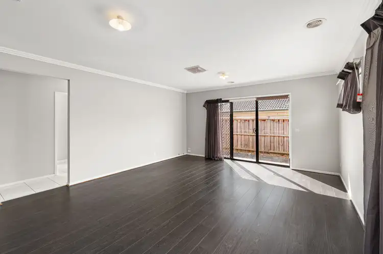 Fifth view of Homely house listing, 10 Balvicar Way, Mernda VIC 3754