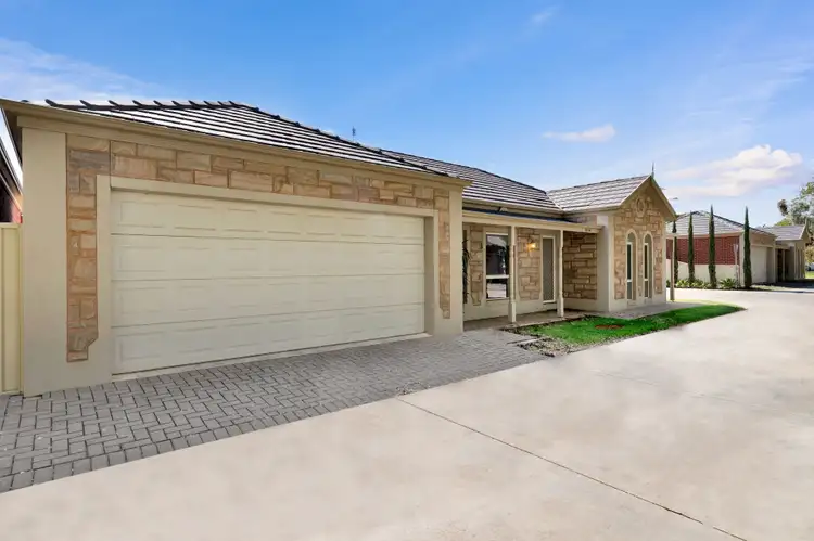 Second view of Homely townhouse listing, 28/313 Eighth Street, Mildura VIC 3500
