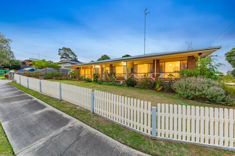 Fourth view of Homely house listing, 2 Elizabeth Court, Pakenham VIC 3810