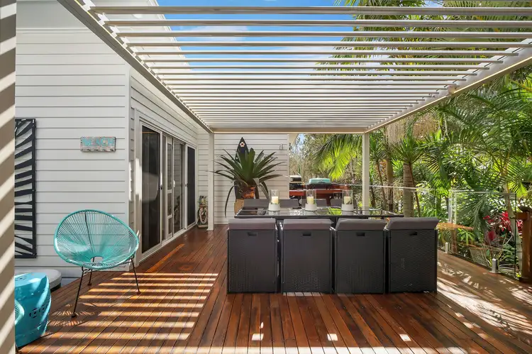 2/157 The Round Drive, Avoca Beach NSW 2251