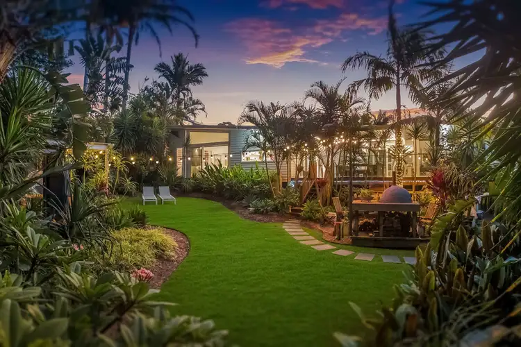 157 The Round Drive, Avoca Beach NSW 2251