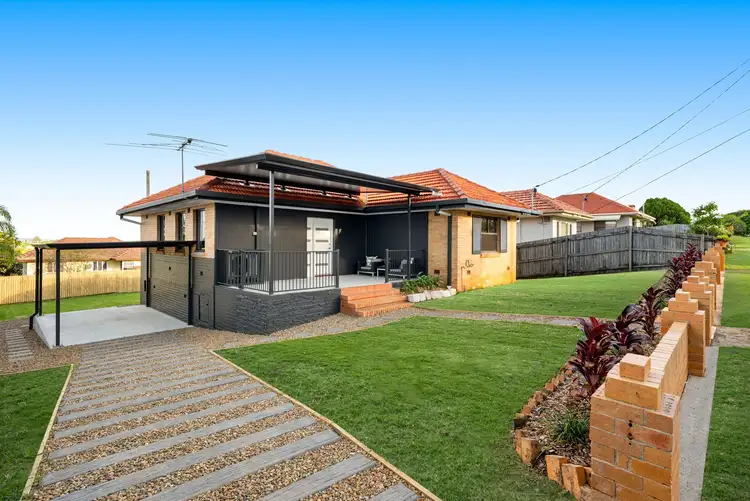 Second view of Homely house listing, 22 Derwent Street, Upper Mount Gravatt QLD 4122