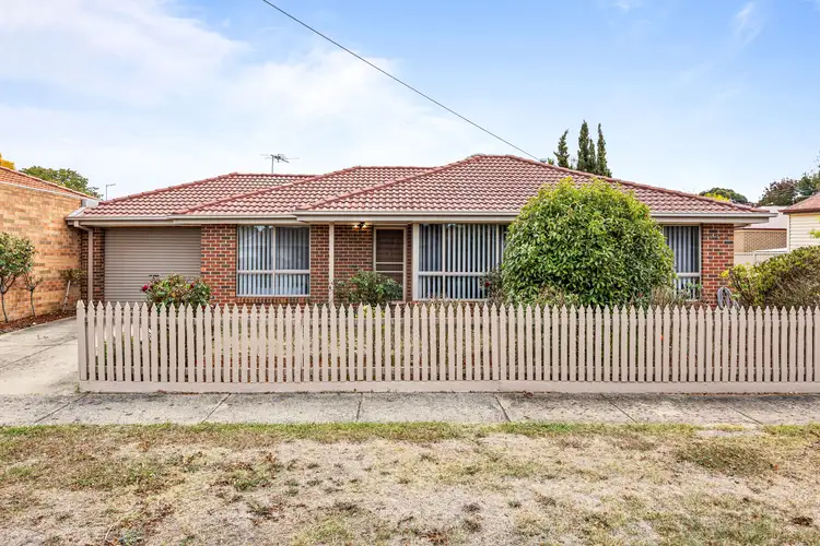 1/906 Talbot Street South, Redan VIC 3350