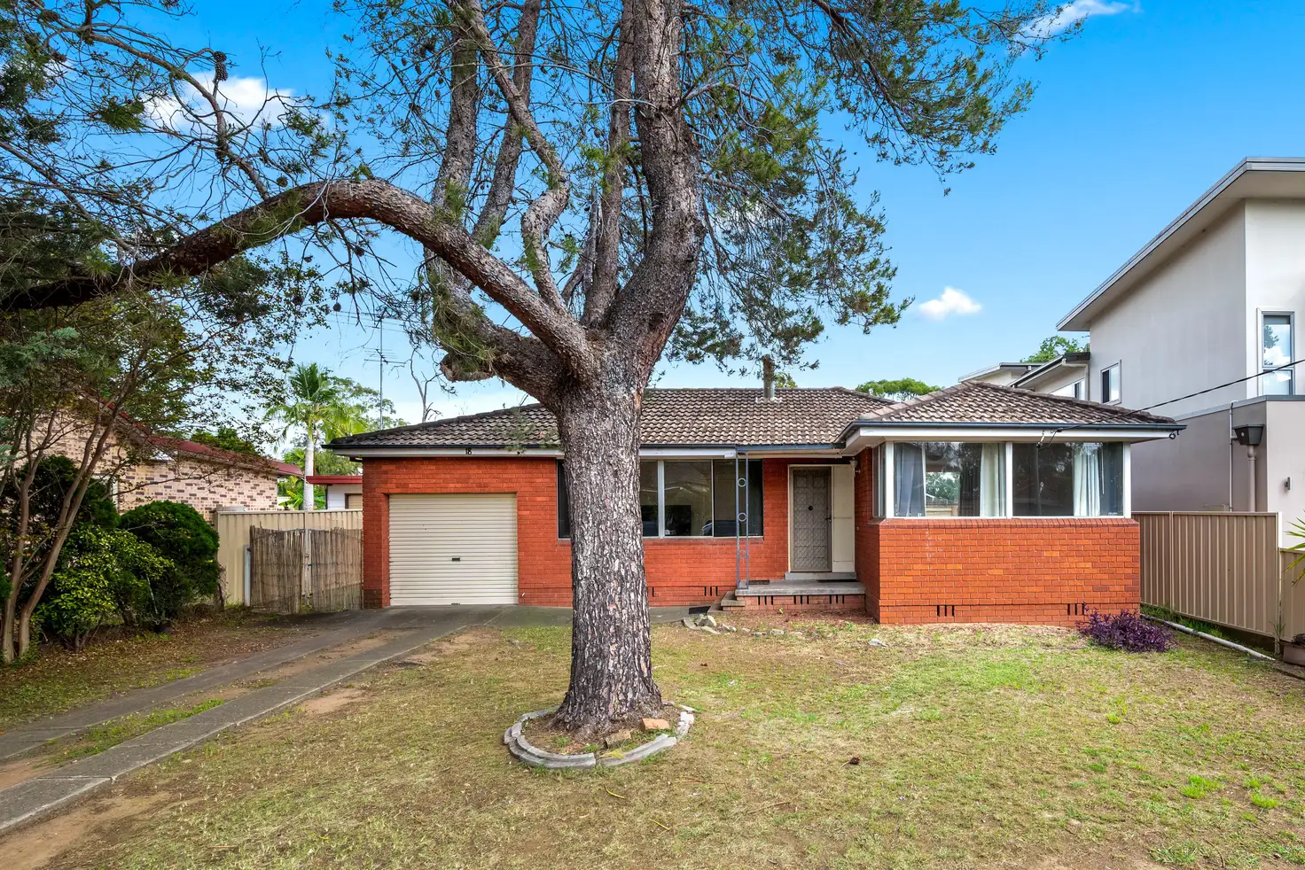 Main view of Homely house listing, 18 Alexander Crescent, Macquarie Fields NSW 2564