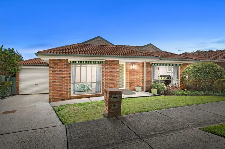 6 Samuel Street