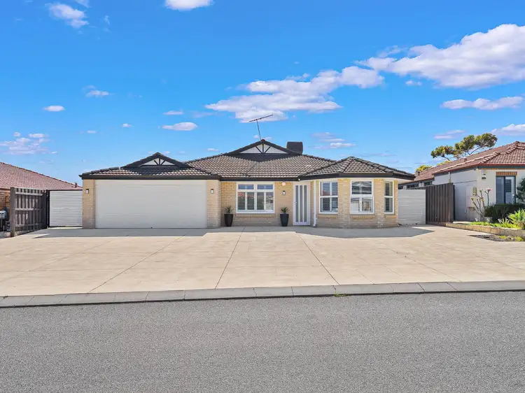 12 Moree Lane, Quinns Rocks WA 6030