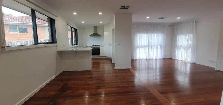 Second view of Homely house listing, 4 Cloverdale Court, Mulgrave VIC 3170