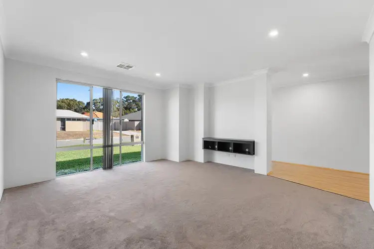 Sixth view of Homely house listing, 8 Andalusian Loop, Baldivis WA 6171