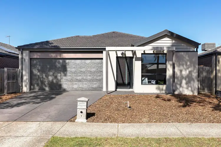 Main view of Homely house listing, 7 Sunstone Boulevard, Doreen VIC 3754