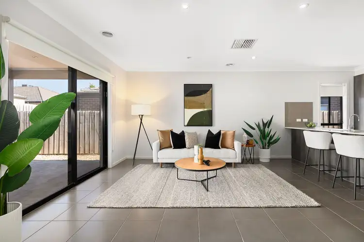 Fifth view of Homely house listing, 7 Sunstone Boulevard, Doreen VIC 3754