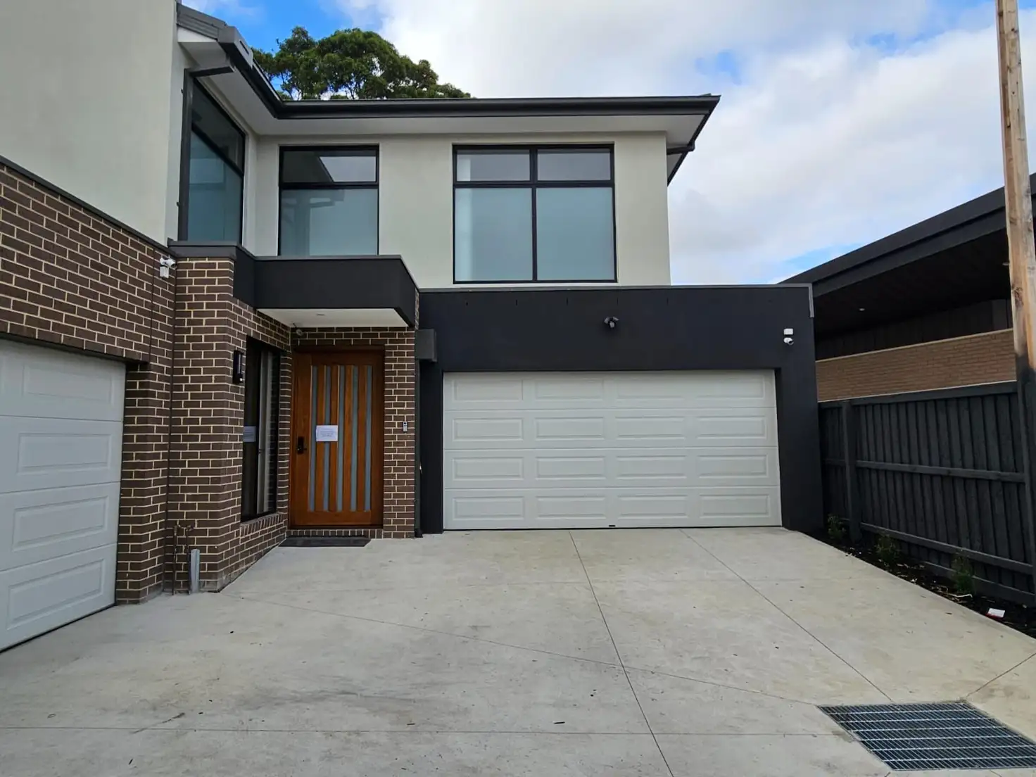 Main view of Homely apartment listing, 2/6 Ward Avenue, Oakleigh South VIC 3167