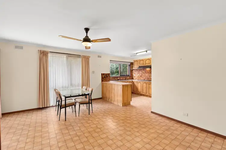 Fifth view of Homely house listing, 4 Roanoke Court, Epping VIC 3076