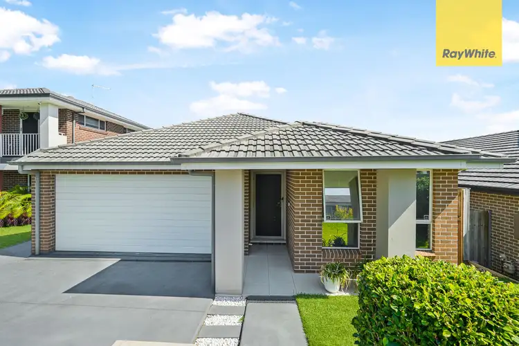 52 Woodburn Street, Colebee NSW 2761