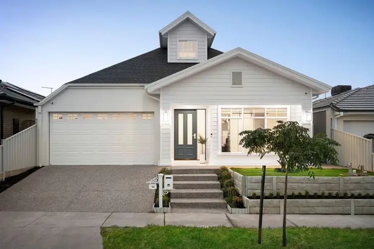 13 Pebble Street, Greenvale VIC 3059