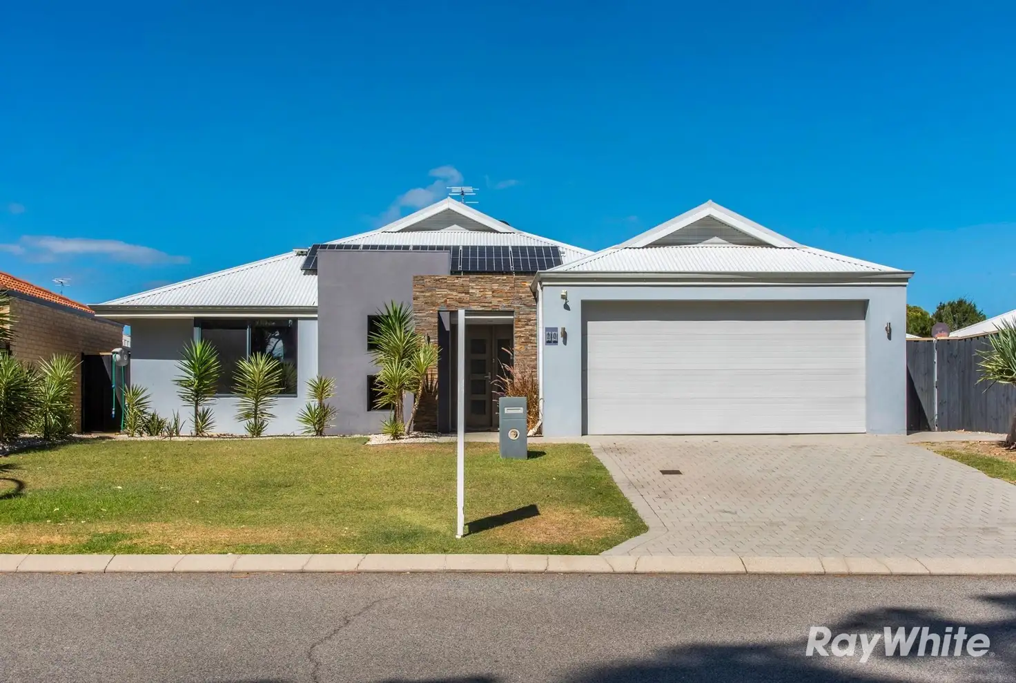 Main view of Homely house listing, 20 Poinsettia Green, Halls Head WA 6210