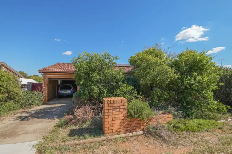 24 Paterson Street, Parkes NSW 2870