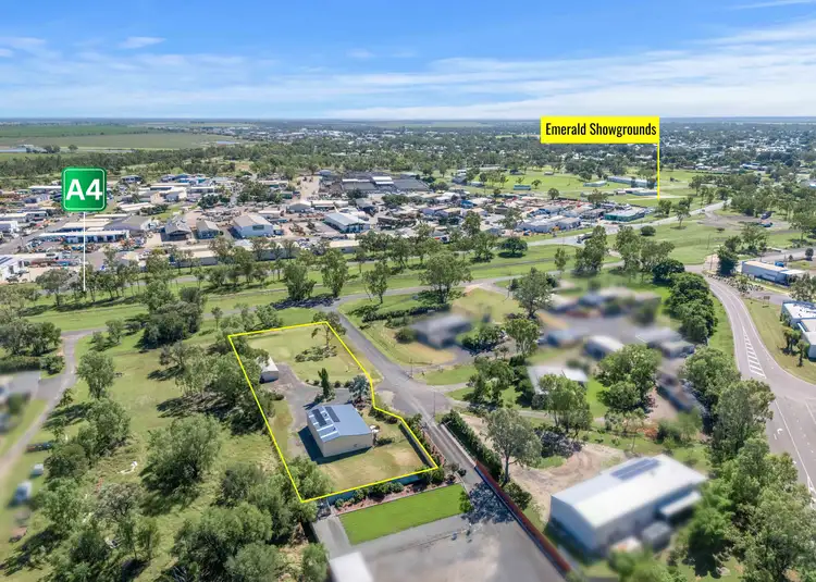 2 Geddes Lane, Emerald QLD 4720