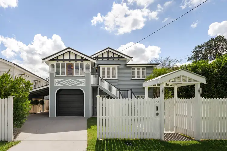 101 Coronation Street, Bardon QLD 4065