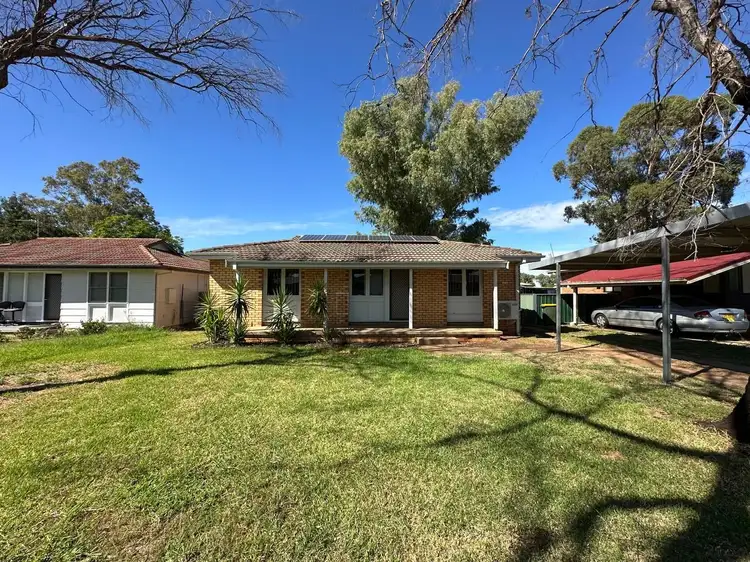 32 Cedar Crescent, Forbes NSW 2871